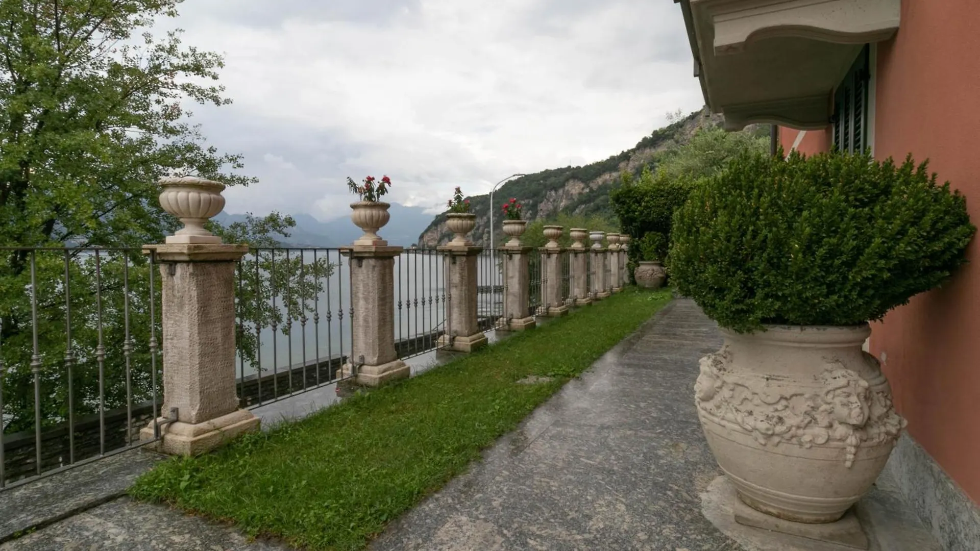 Villa Olcio - Al Lago مانديلو ديل لاريو إيطاليا